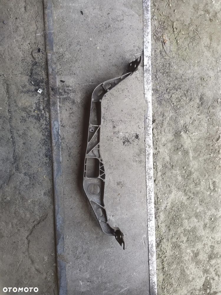 Belka silnika audi a4 b8 lift 8K0199521Q