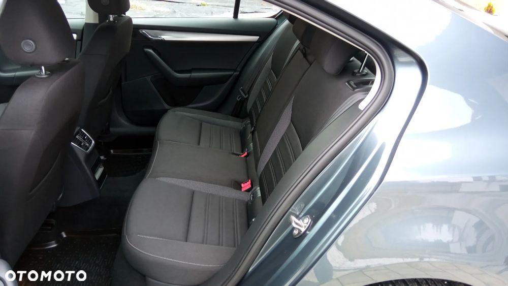 Skoda Octavia 1.6 TDI Ambition - 16