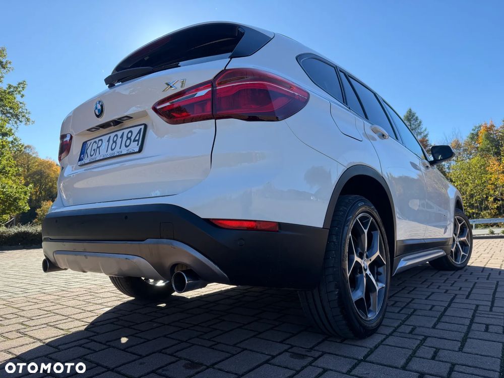 BMW X1 xDrive20d xLine - 5