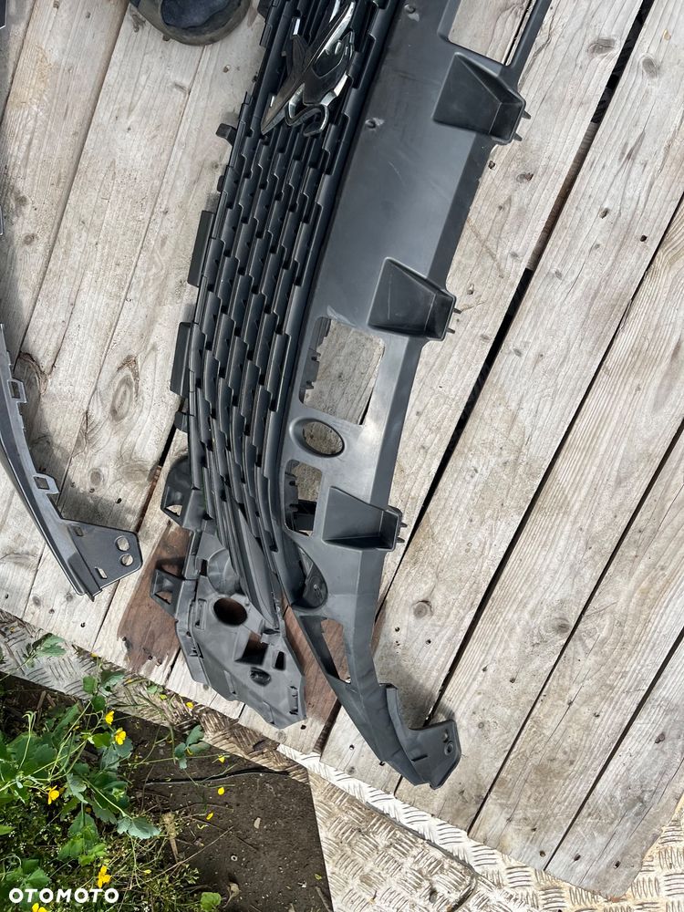 Atrapa gril Peugeot 3008 II 5008 II LIFT - 10