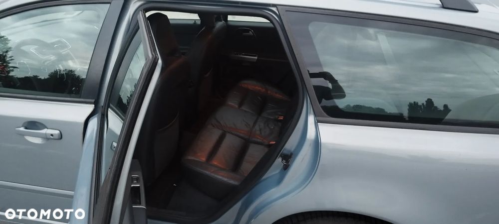 Volvo V50 2.0D - 13