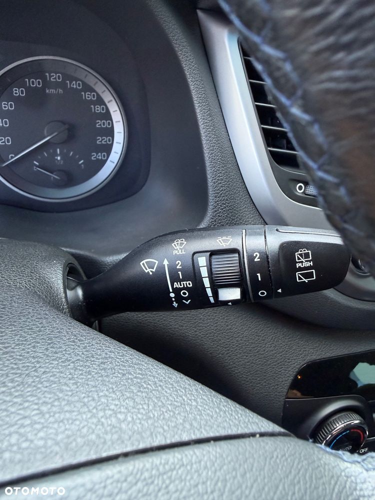 Hyundai Tucson 1.7 CRDI BlueDrive Comfort 2WD DCT - 17