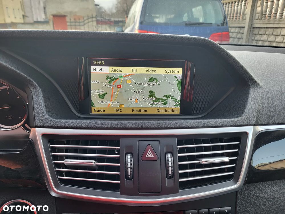 Mercedes-Benz Klasa E 250 CDI DPF BlueEFFICIENCY Automatik Avantgarde - 18