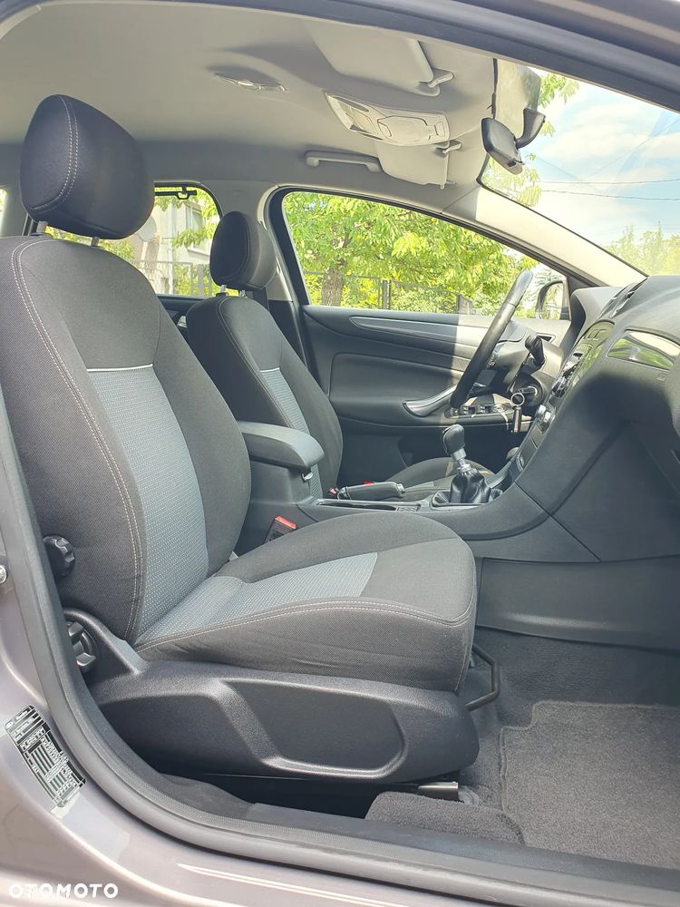 Ford Mondeo 1.6 TDCi Business Edition - 24