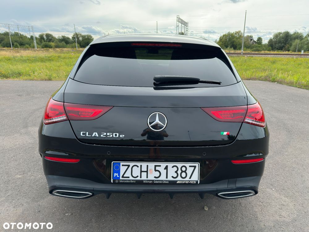 Mercedes-Benz CLA 250 e 8G-DCT AMG Line Advanced Plus - 10