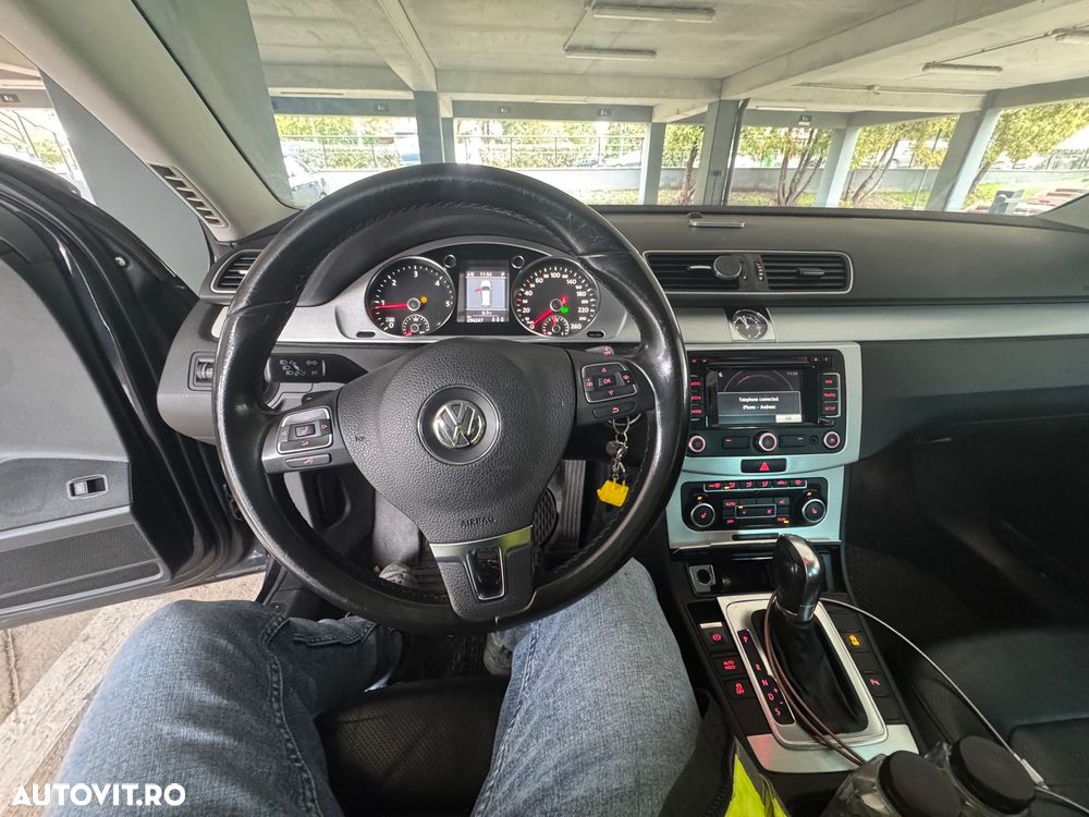 Volkswagen Passat Variant 2.0 TDI Highline DPF DSG - 13