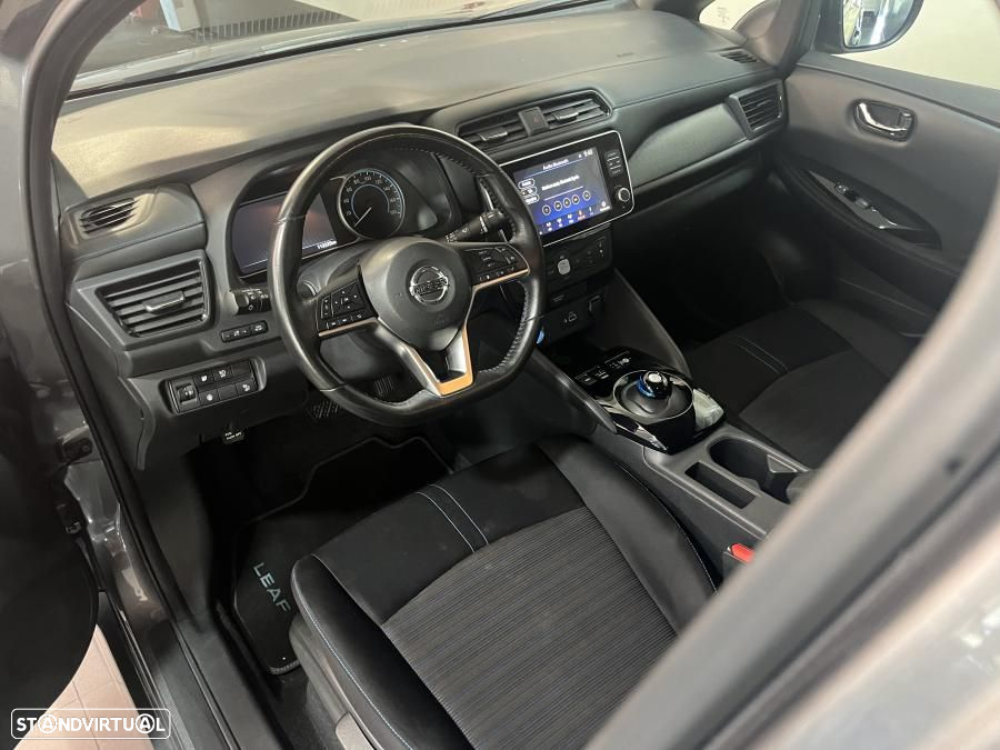 Nissan Leaf N-Connecta - 11