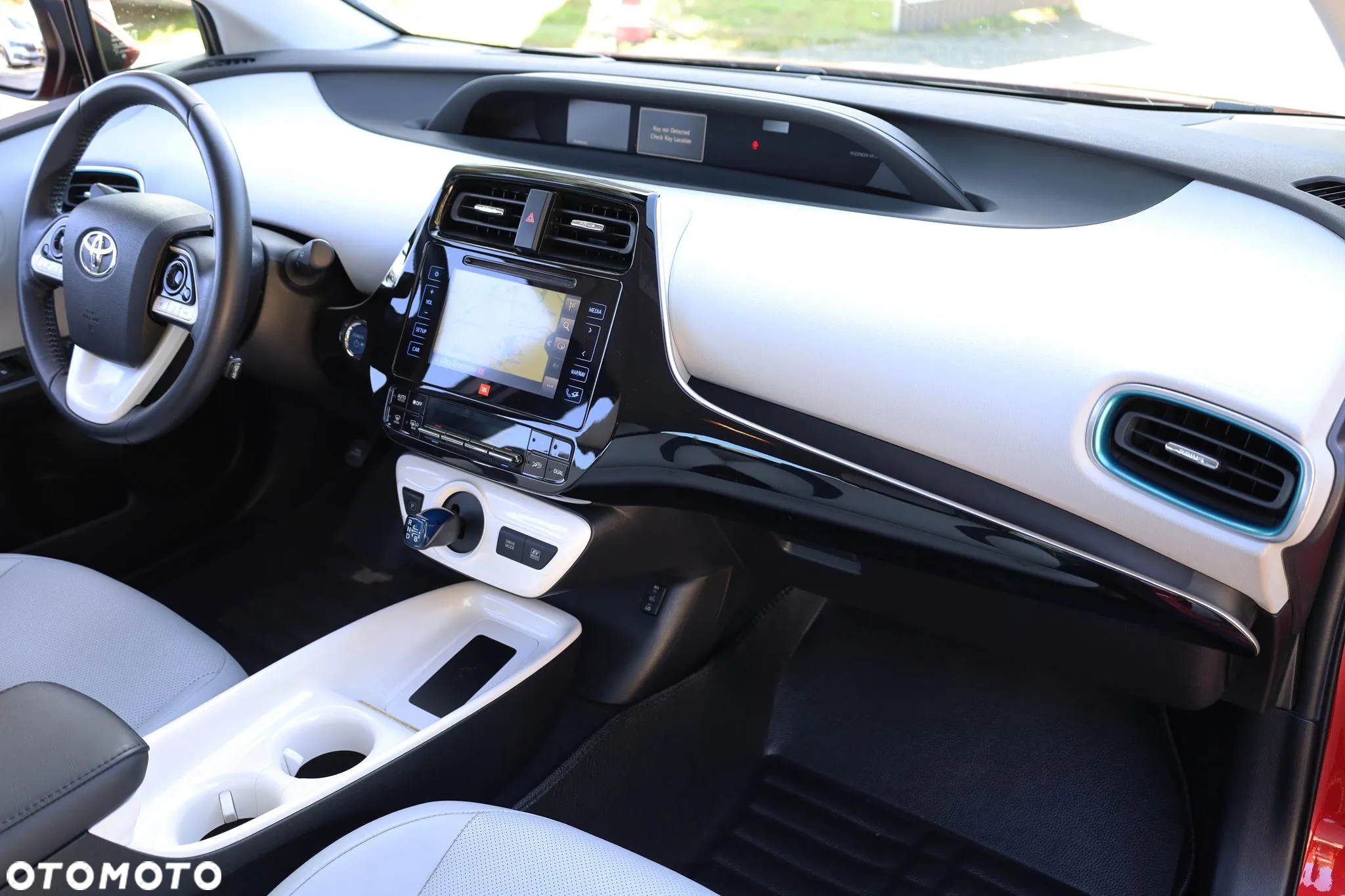 Toyota Prius 1.8 Hybrid Premium - 37
