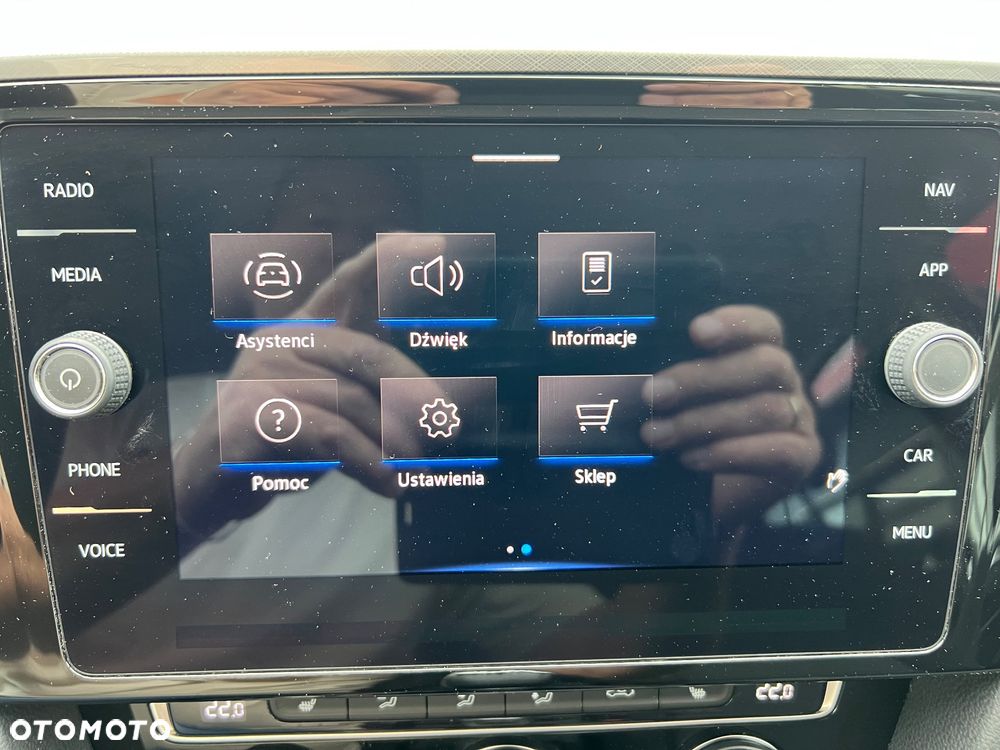 Volkswagen Passat 2.0 TDI BMT Comfortline - 28