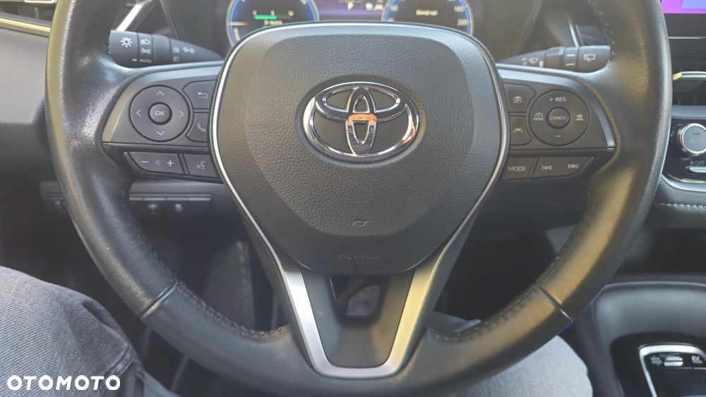 Toyota Corolla - 22
