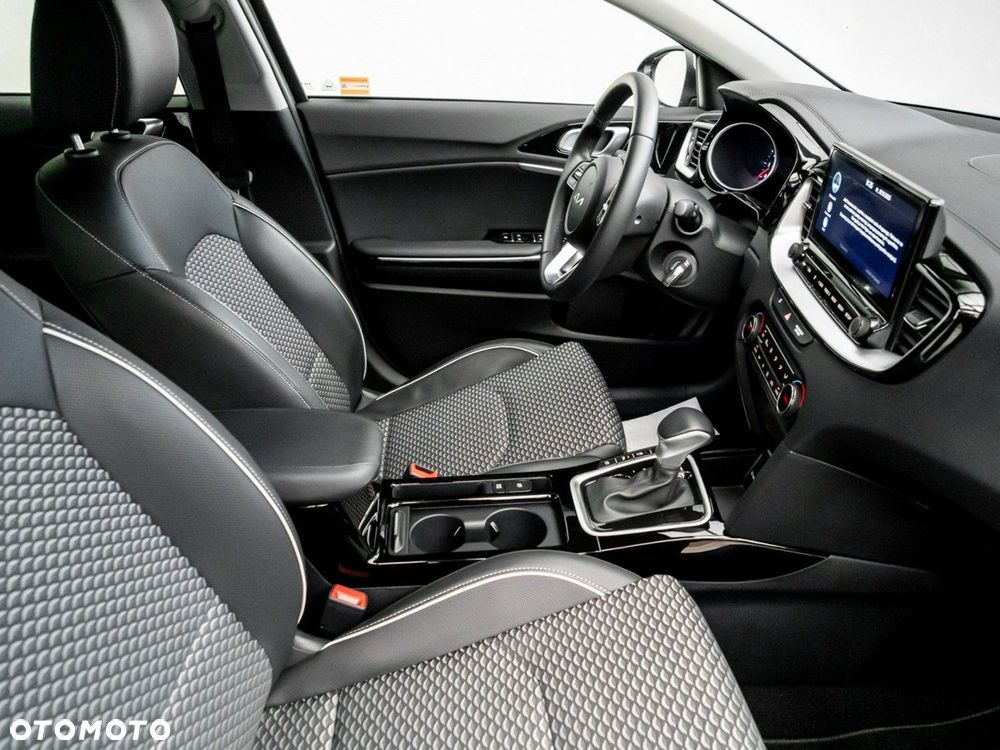 Kia XCeed 1.5 T-GDI L DCT - 27