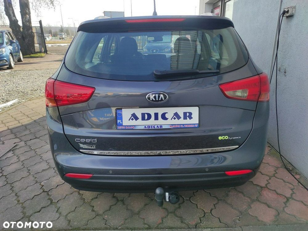 Kia Ceed - 5