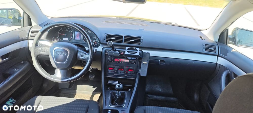 Audi A4 Avant - 14