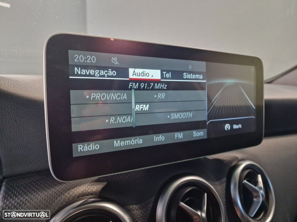 Mercedes-Benz A 200 d AMG Line - 38
