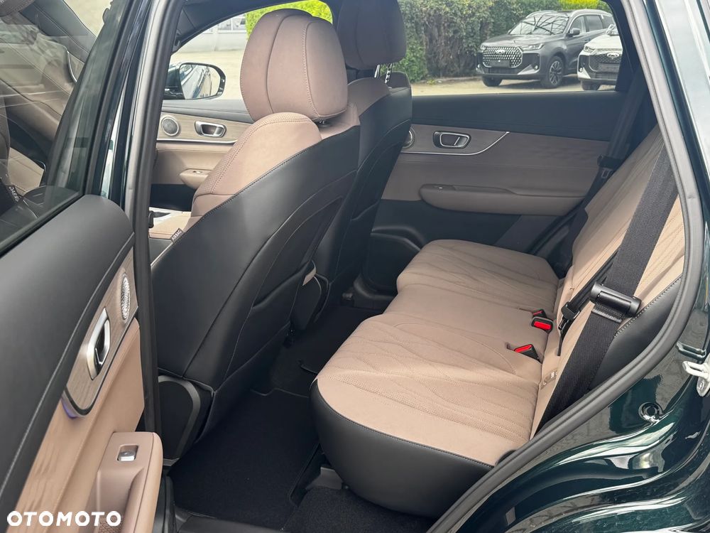 Chery Tiggo 8 1.5 T-GDI Super Hybrid Prestige DCT - 13