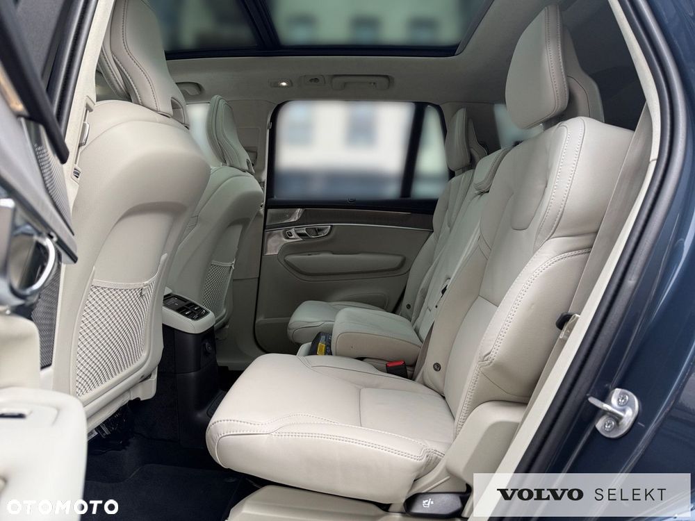 Volvo XC 90 - 16
