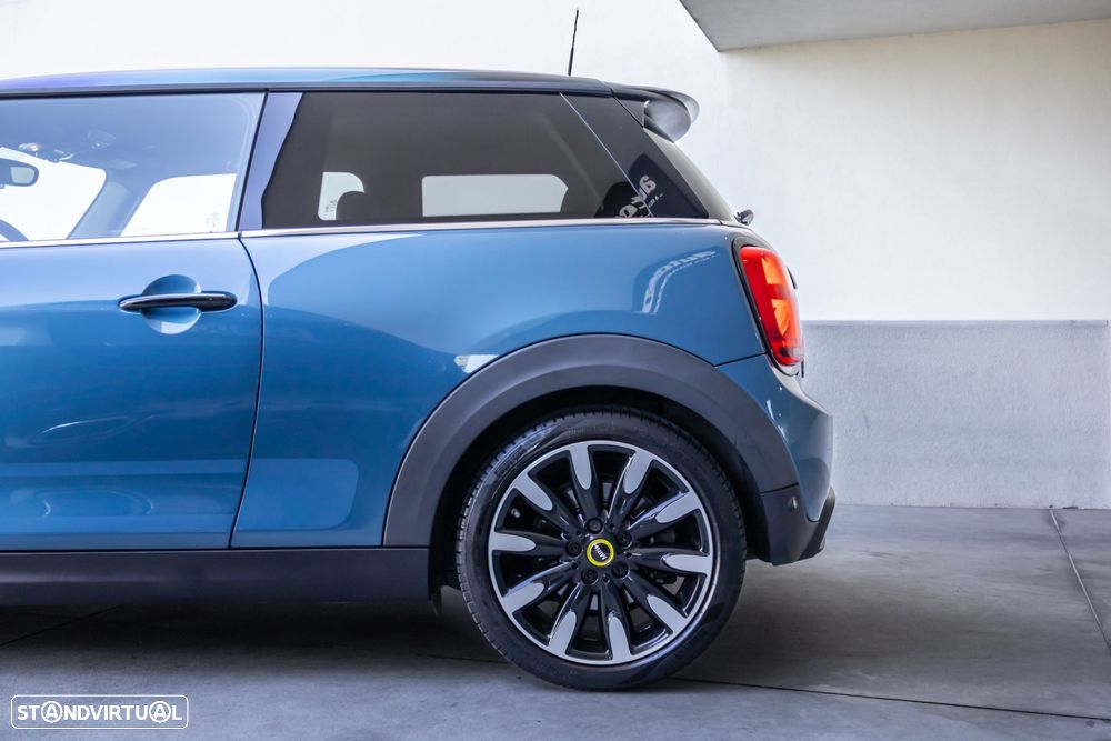 MINI 3 Portas Cooper E Classic S - 12