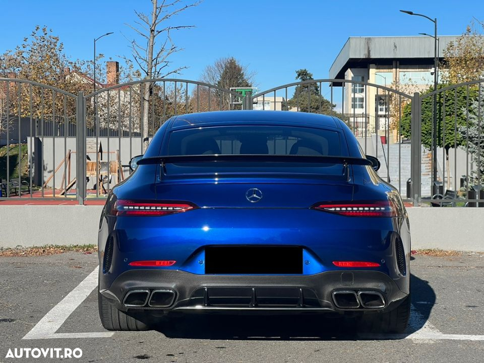 Mercedes-Benz AMG - 4