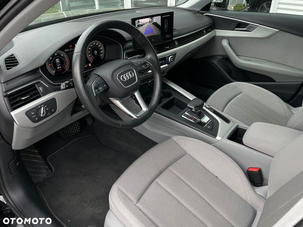 Audi A4 Limousine - 19
