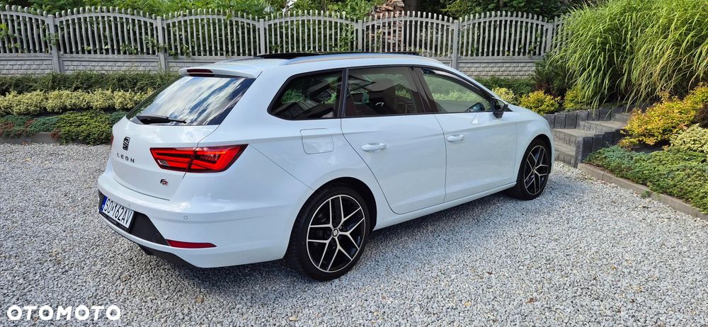 Seat Leon Sportstourer 1.5 EcoTSI Evo FR Black S&S DSG - 4