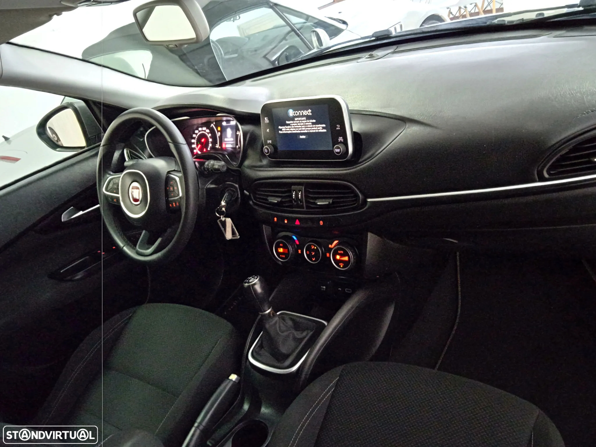 Fiat Tipo Station Wagon 1.3 M-Jet Lounge J17 - 11