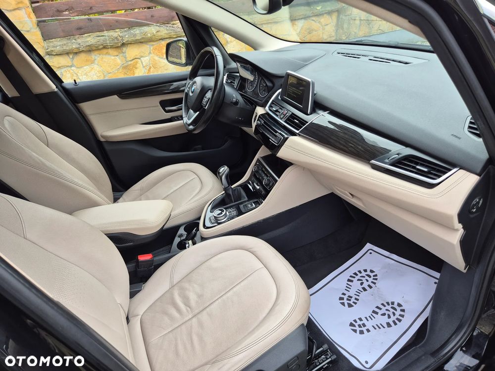 BMW Seria 2 216i Active Tourer Luxury Line - 18