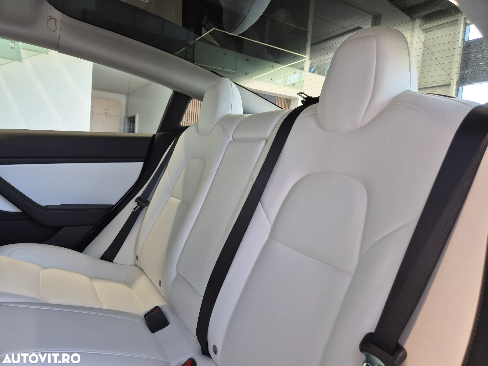 Tesla Model 3 Langstreckenbatterie Allradantrieb Dual Motor - 12