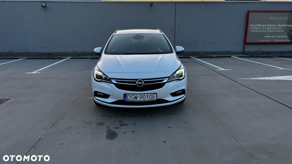 Opel Astra IV 1.6 CDTI Cosmo - 2