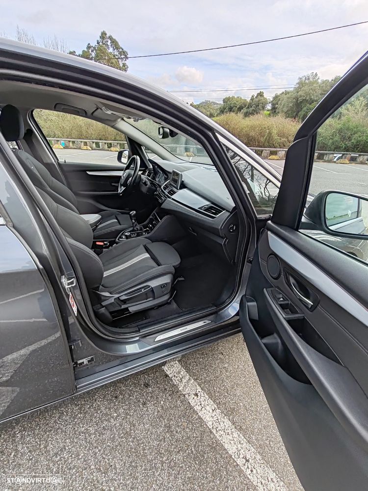 BMW 216 Active Tourer d Line Sport - 14
