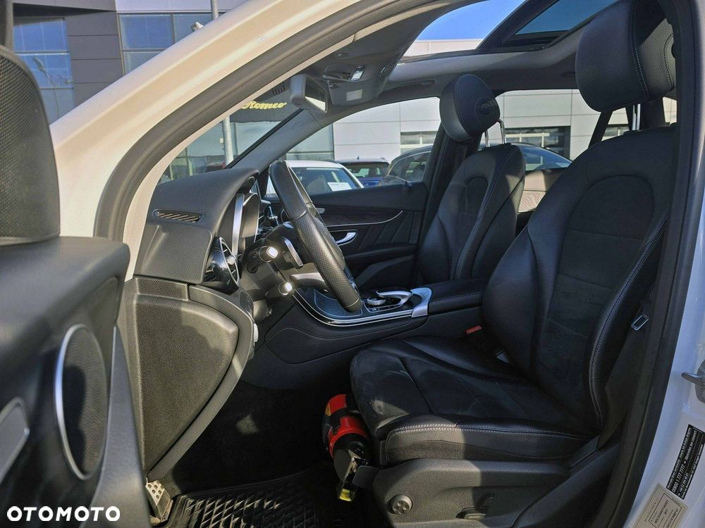 Mercedes-Benz GLC - 20