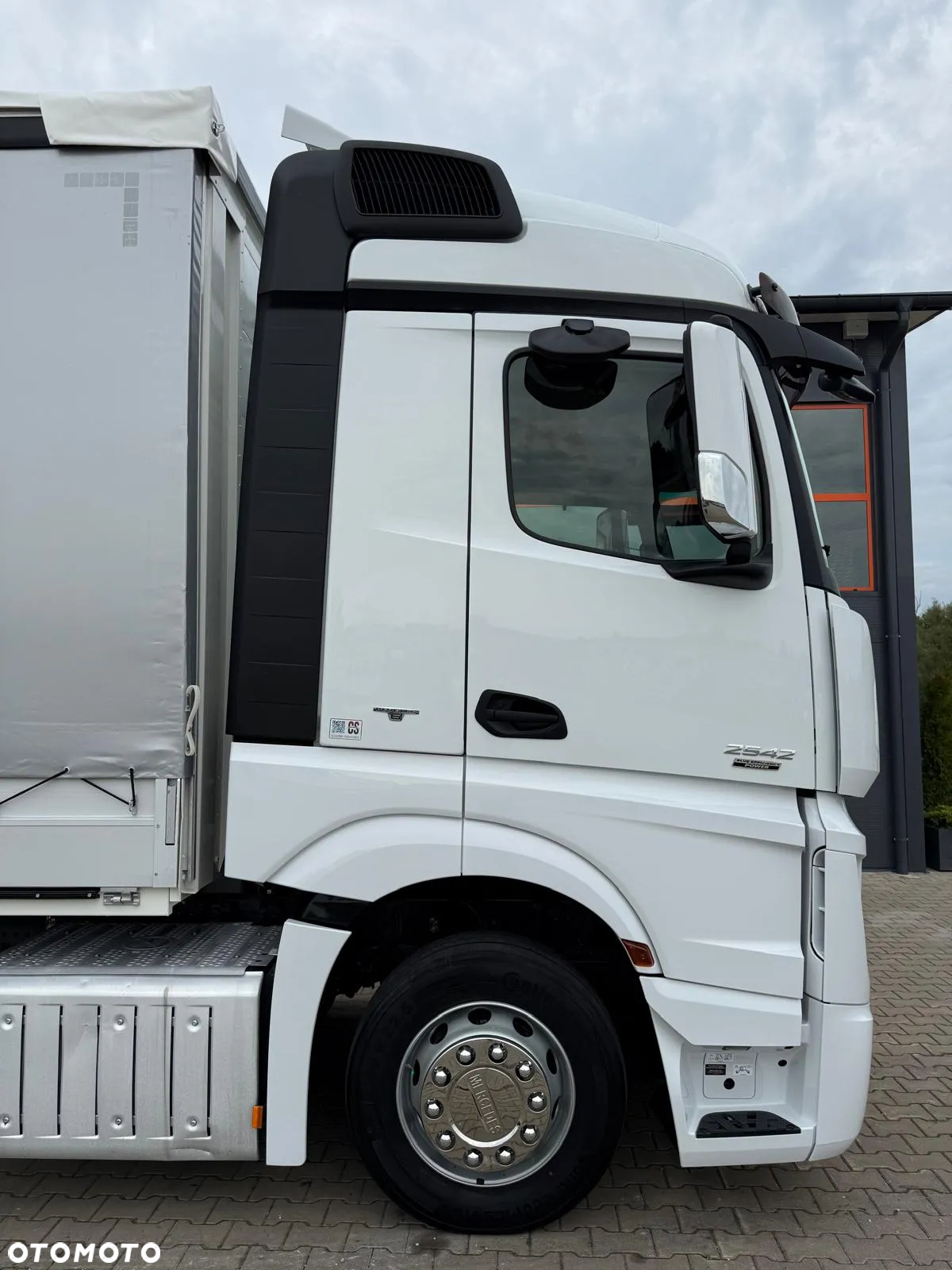 Mercedes-Benz Actros 2542 / E6 / burto-firanka 8,5 m + winda / 21Epal / z Niemiec / sypialka plandeka firana skrzynia - 26