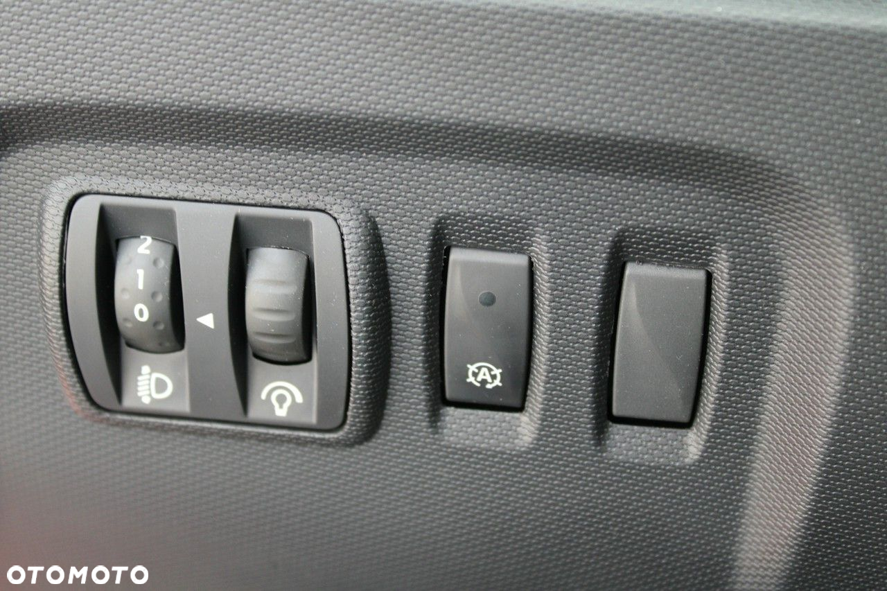 Renault Captur - 22