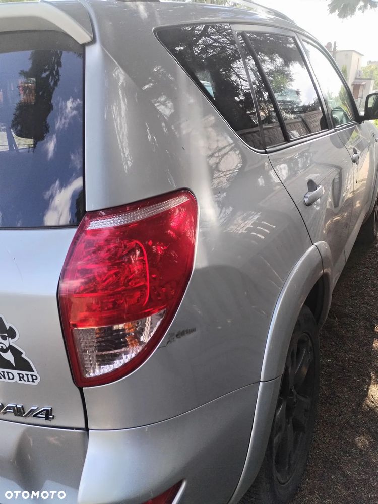 Toyota RAV4 2.2 D-4D Sol 180 - 2