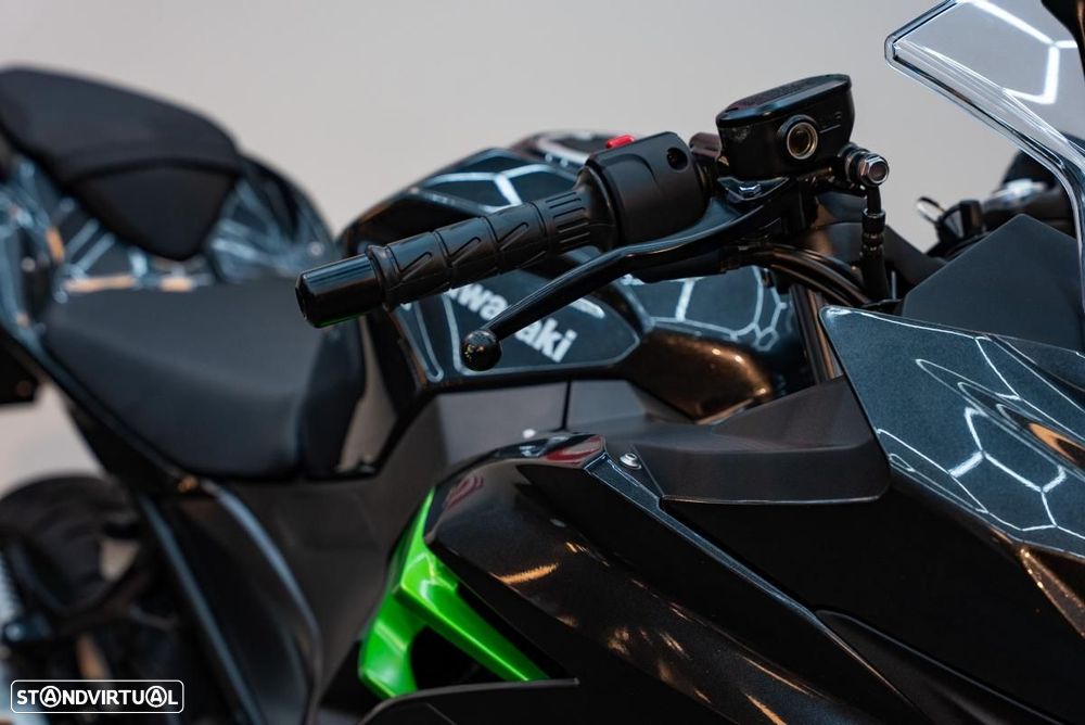 Kawasaki Ninja 400 - 16