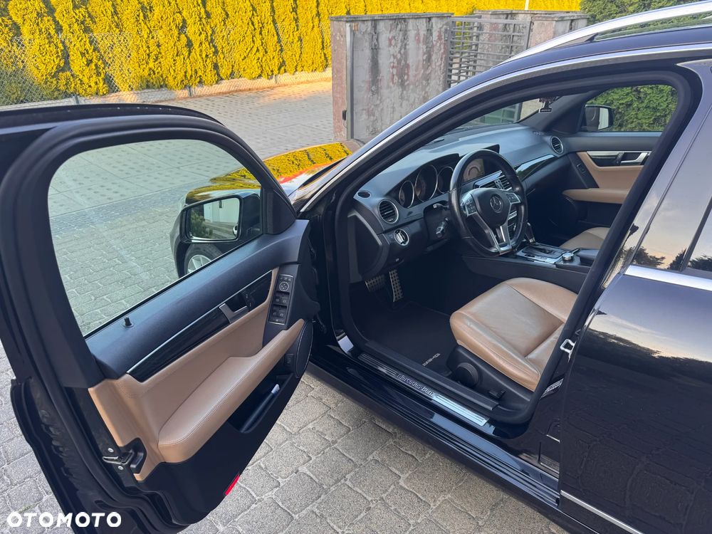 Mercedes-Benz Klasa C 250 CDI DPF Automatik BlueEFFICIENCY Avantgarde - 12