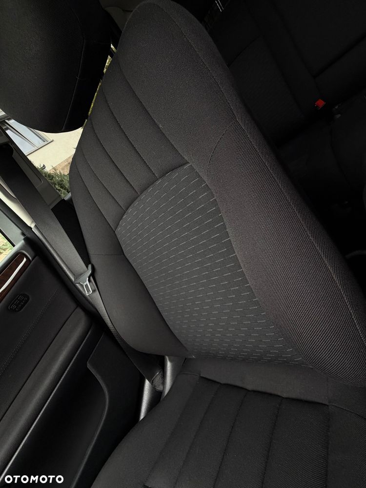Mercedes-Benz Klasa C 180 Kompressor Automatik Avantgarde Sport Edition + - 33