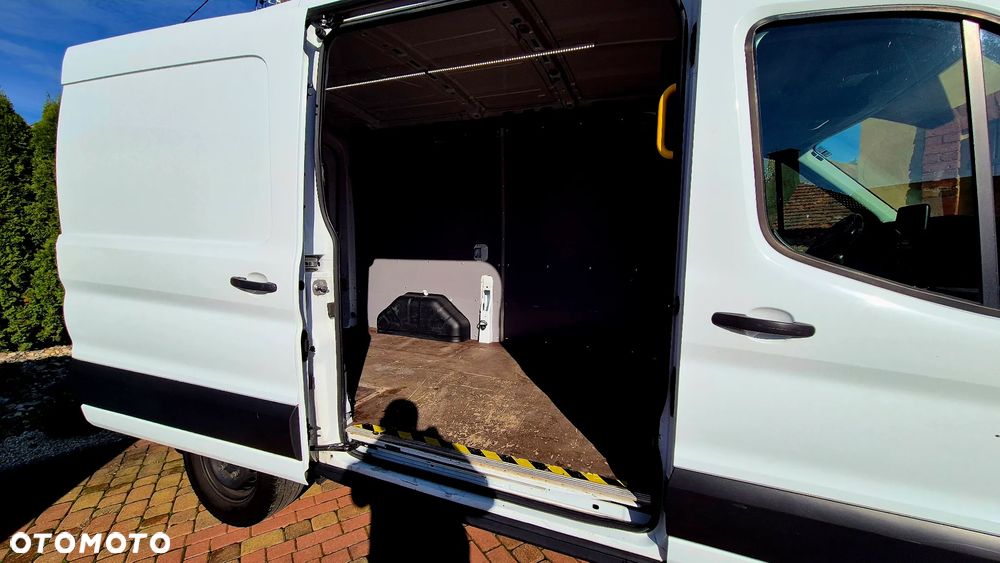 Ford Transit - 9