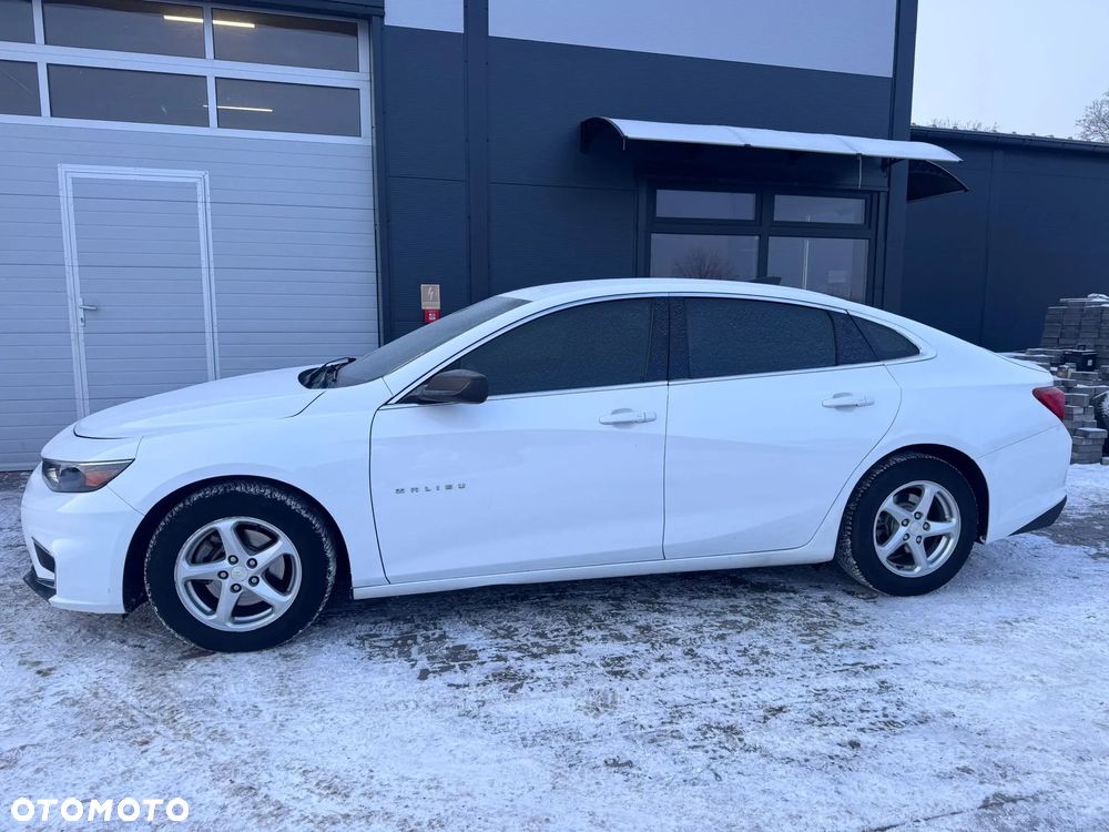Chevrolet Malibu - 32