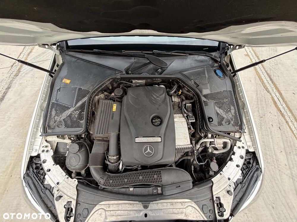 Mercedes-Benz Klasa C 300 7G-TRONIC - 12
