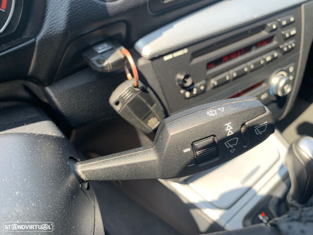 BMW 120 d Coupe Auto - 37