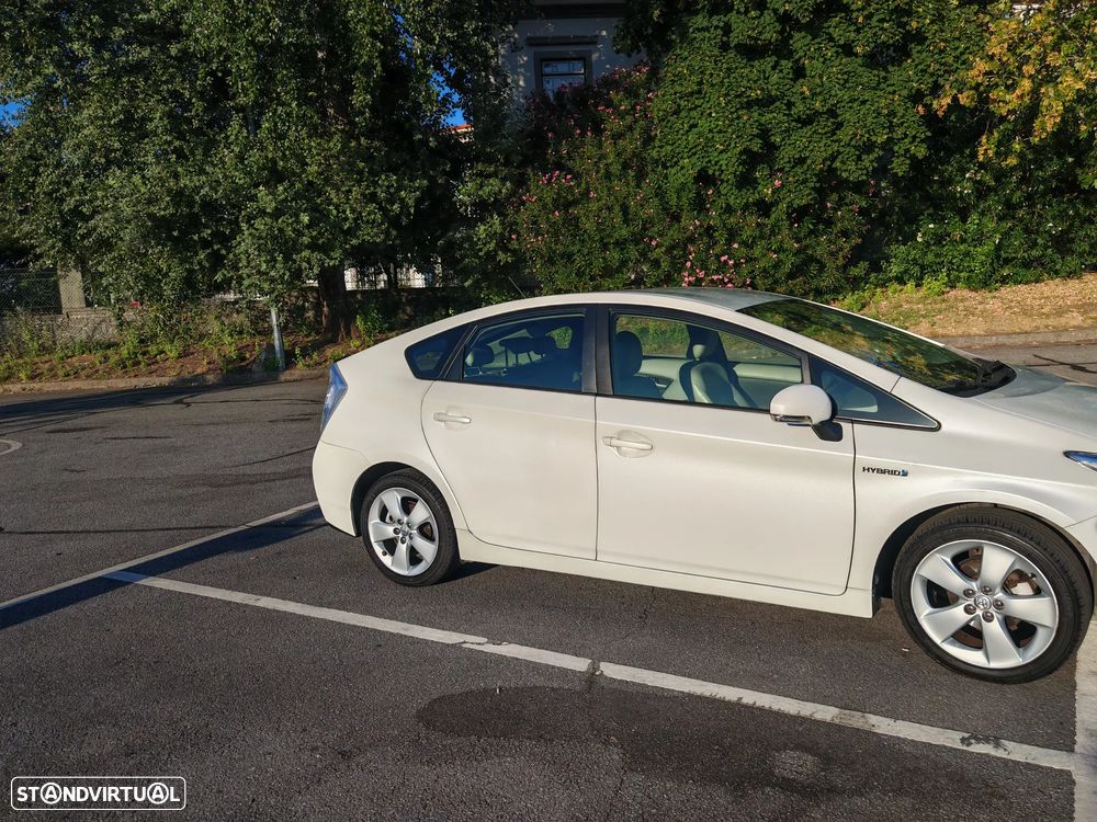 Toyota Prius 1.8 Premium+Pele+GPS - 8
