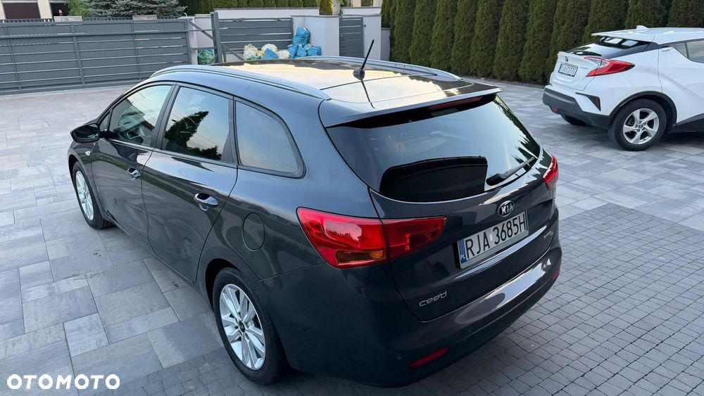 Kia Ceed 1.4 Edition 7 - 11
