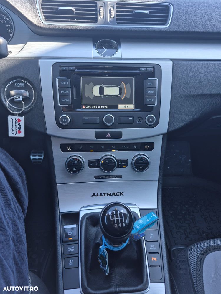 Volkswagen Passat Alltrack 2.0 TDI 4Motion BlueMotion Tec - 5