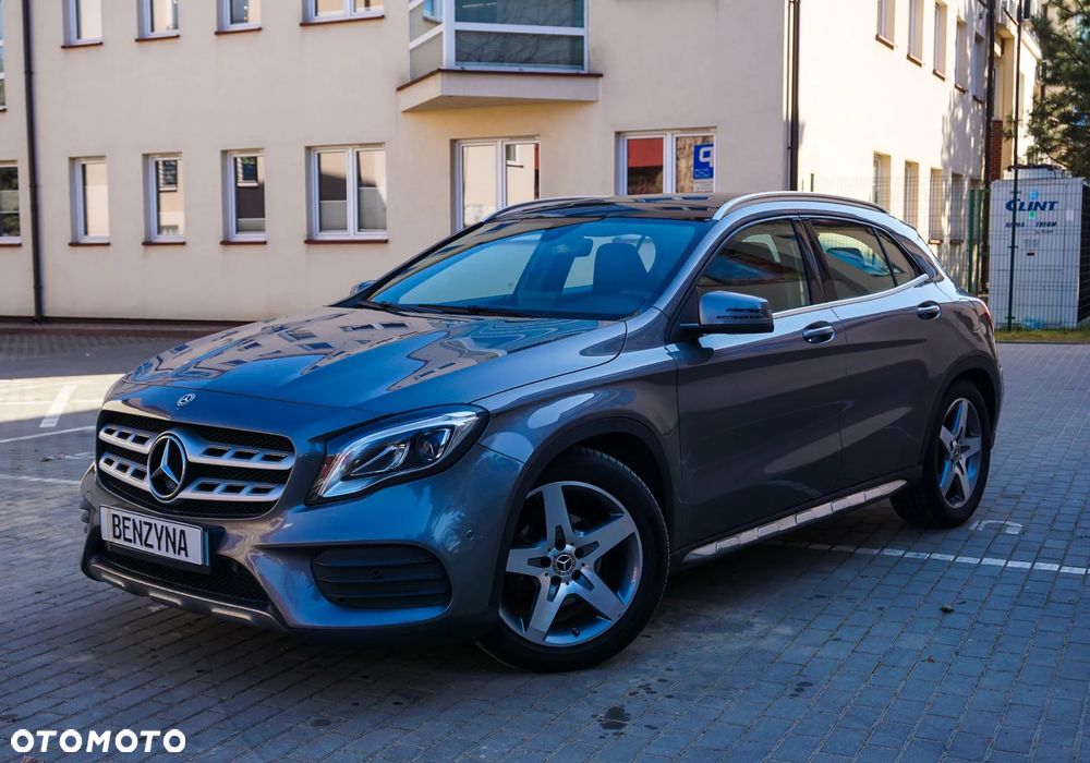 Mercedes-Benz GLA 200 7G-DCT AMG Line - 11