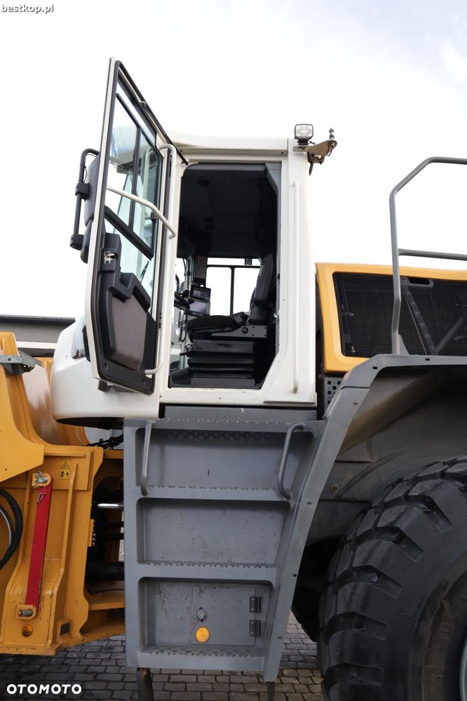 Liebherr L566 XPower - 23