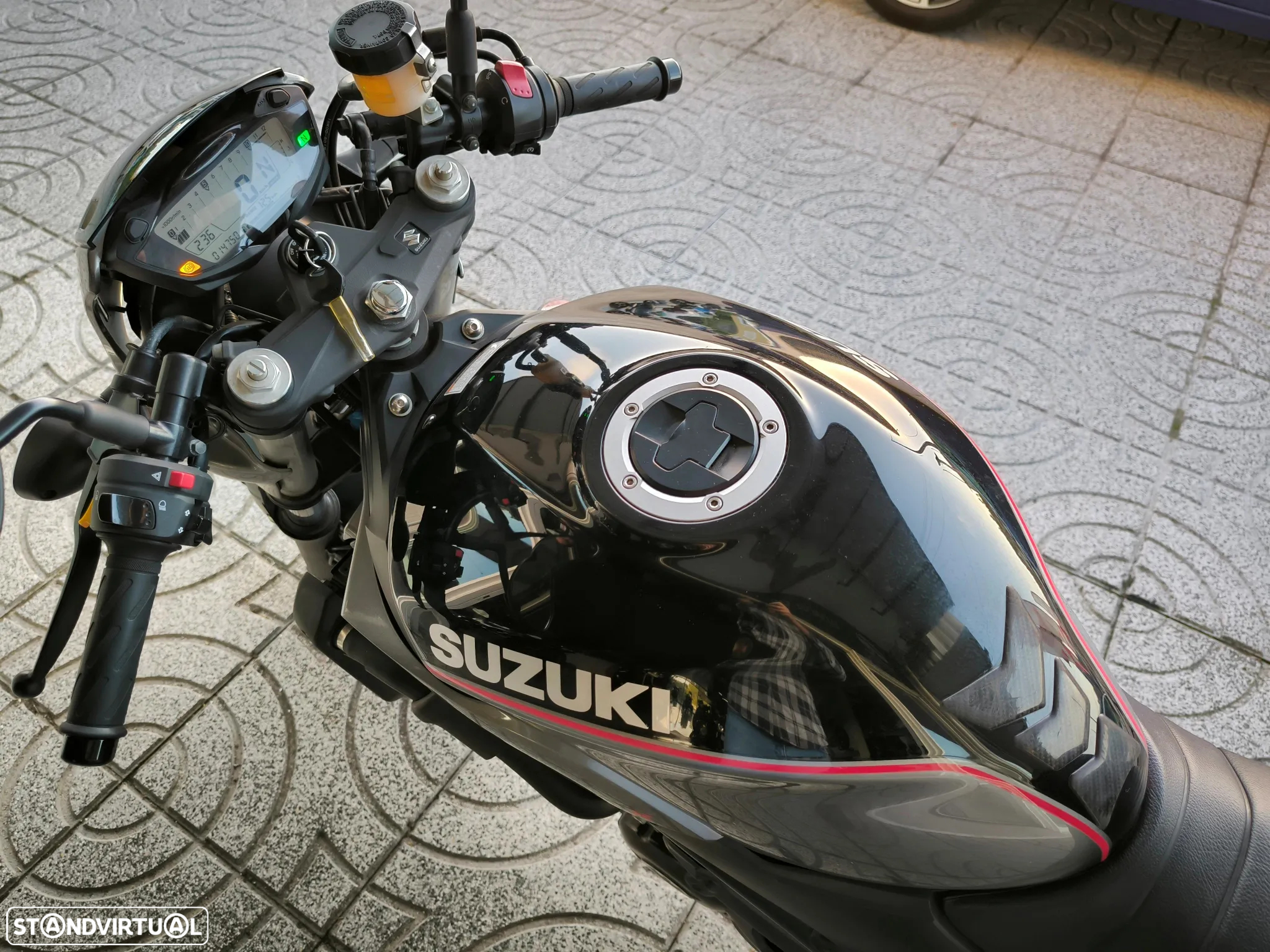 Suzuki SV 650 XA - 9