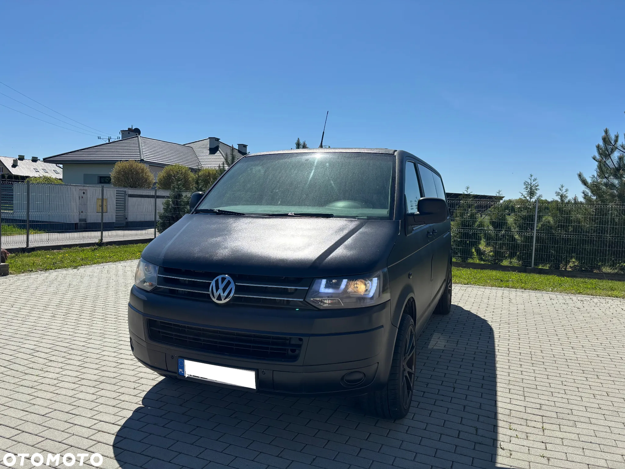 Volkswagen Caravelle - 3