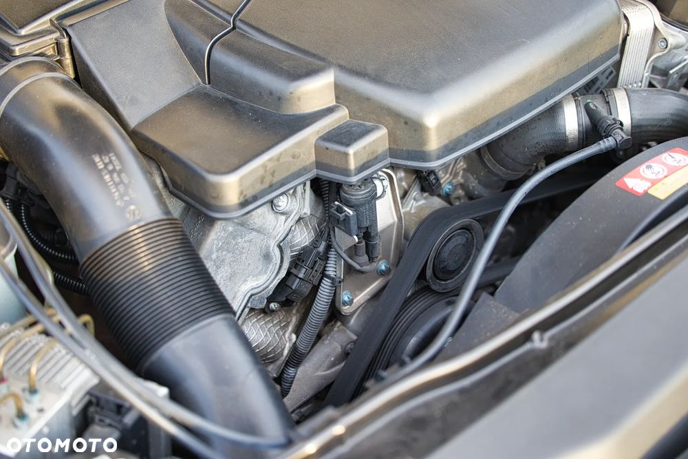 Mercedes-Benz SL 500 7G-TRONIC - 30