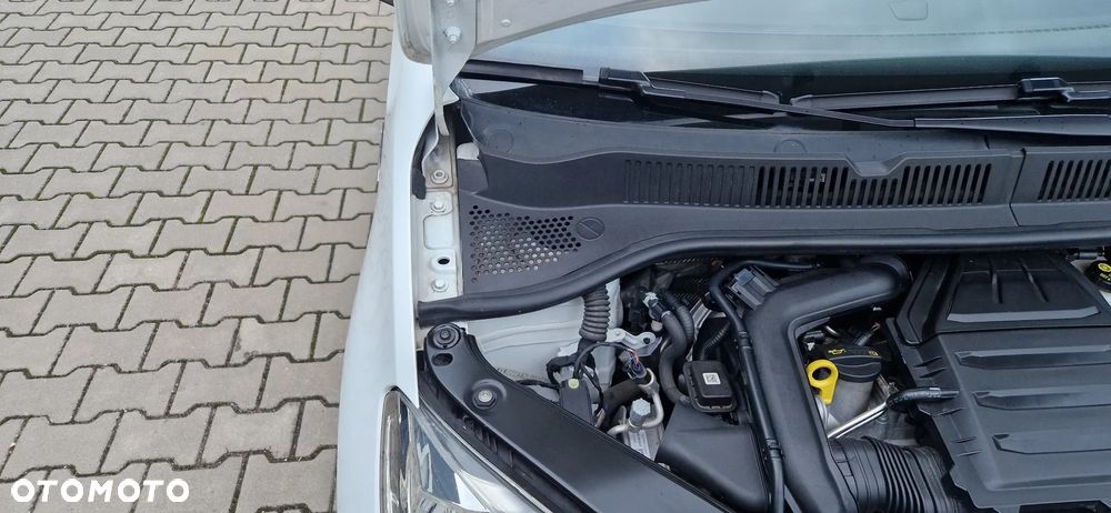 Volkswagen up! GTI - 27
