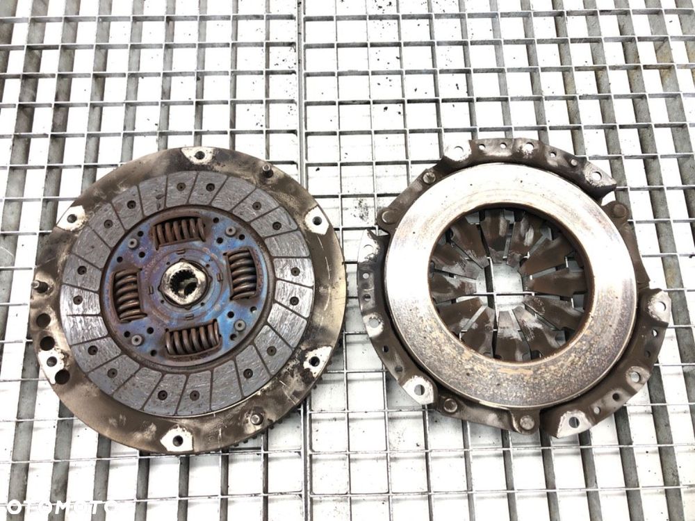 SPRZĘGŁO - 73.00 PLN - HYUNDAI ELANTRA V sedan (MD, UD) 2010 - 2022 1.6 97 kW [132 KM] benzyna - 5